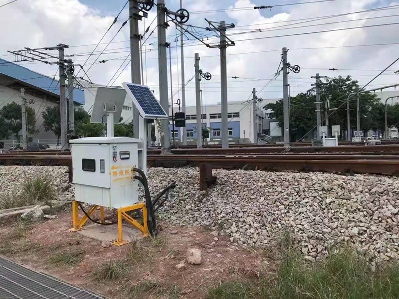 RSTY-50/60型太陽(yáng)能自動(dòng)涂油器